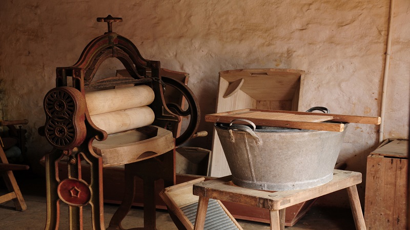 تاریخچه خشکشویی 1797 – اولین ابزار شستشو