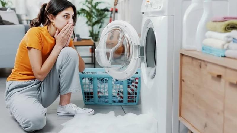مایع ظرفشویی در لباسشویی