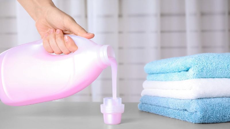 مضرات استفاده از مایع ظرفشویی به جای مایع لباسشویی