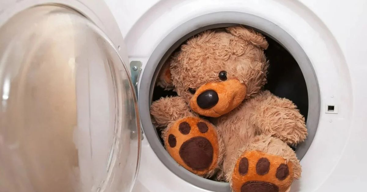 بهترین روش شستشوی عروسک‌های پولیشی : آری یا نه به ماشین لباسشویی؟